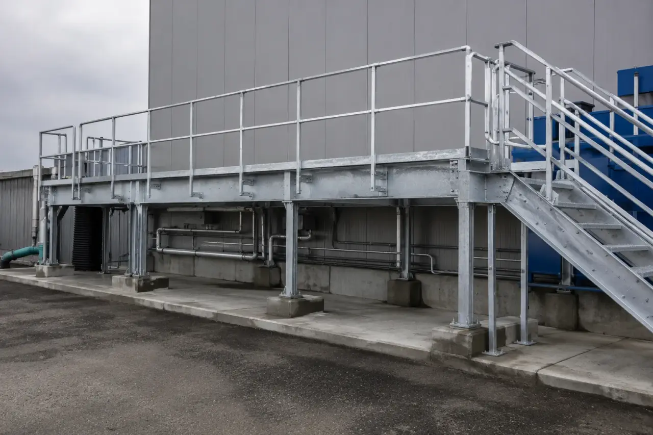 Completed Hot-Dip Galvanizing installation by The Grate Guys